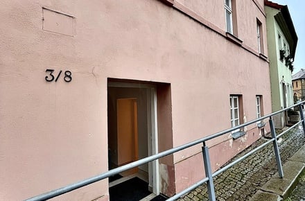 Pronájem bytu 1+1 51 m², Třebíč - Zámostí