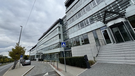 Pronájem kanceláře 407 m², Praha - Dejvice