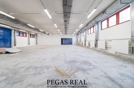 Pronájem skladu 332 m², Újezd u Brna