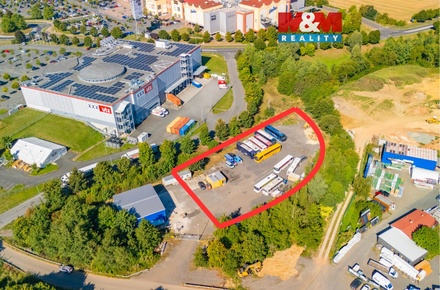 Pronájem komerčního pozemku 3 600 m², Plzeň