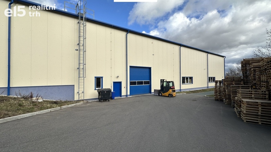 Pronájem výrobního prostoru 5 668 m², Dubno