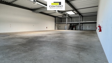 Pronájem skladu 395 m², Dobřejovice