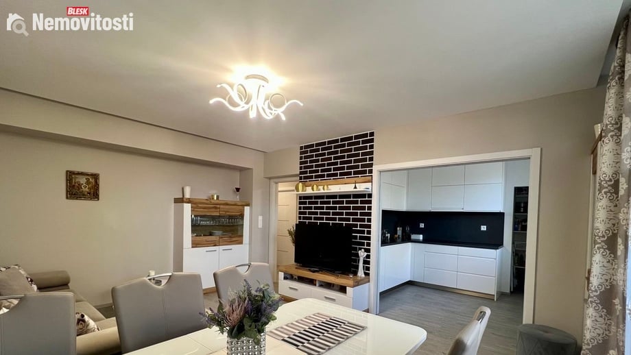 Prodej bytu 3+1 92 m², Jesenice