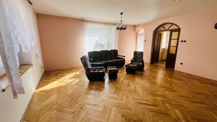 Pronájem rodinného domu 90 m², Jesenice - Osnice