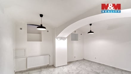 Prodej obchodního prostoru 72 m², Praha