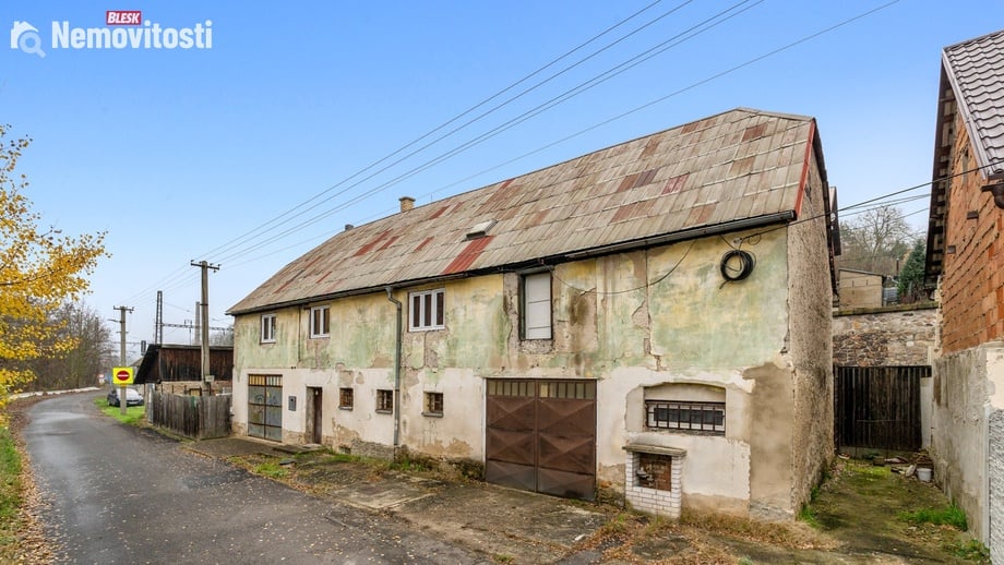 Prodej rodinného domu 373 m², Povrly - Neštědice