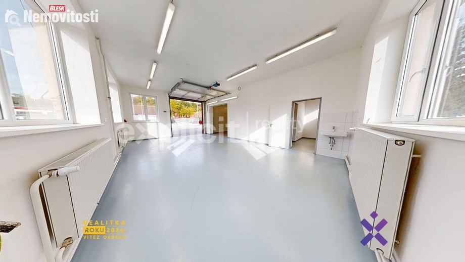 Pronájem skladu 174 m², Zlín