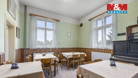 Prodej obchodního prostoru 280 m², Žlebské Chvalovice