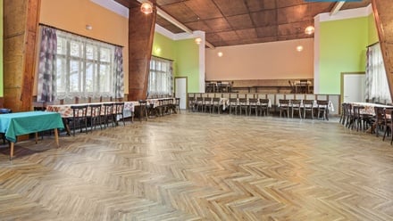 Prodej obchodního prostoru 280 m², Žlebské Chvalovice