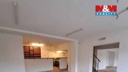 Pronájem obchodního prostoru 170 m², Břidličná
