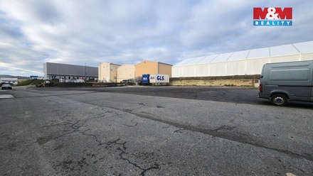 Pronájem komerčního pozemku 1 300 m², Tymákov