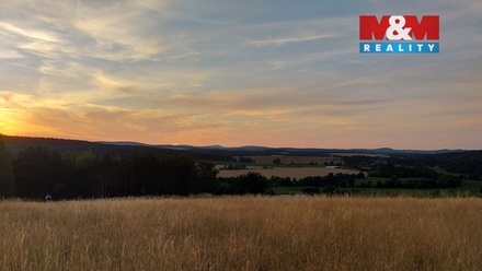 Prodej stavebního pozemku 1 812 m², Pařezov