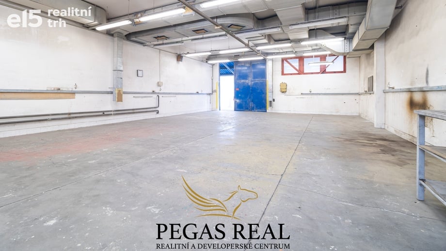 Pronájem skladu 132 m², Újezd u Brna