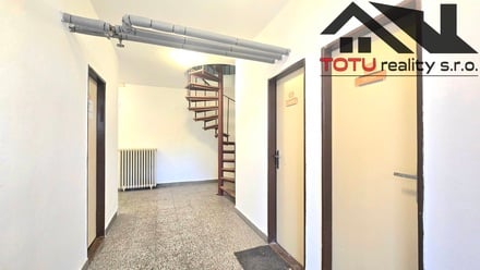 Pronájem skladu 31 m², Chrudim