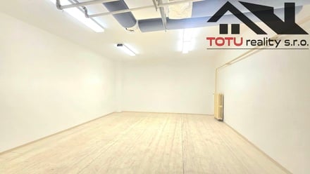 Pronájem skladu 31 m², Chrudim