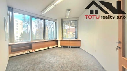 Pronájem kanceláře 17 m², Chrudim