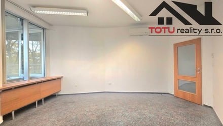 Pronájem kanceláře 17 m², Chrudim