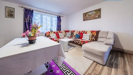 Prodej rodinného domu 250 m², Tři Dvory