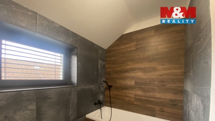 Pronájem rodinného domu 120 m², Loučany