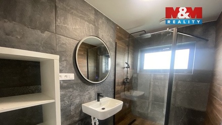 Pronájem rodinného domu 120 m², Loučany