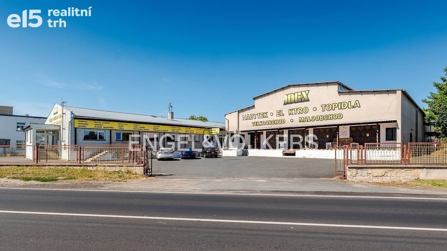 Pronájem skladu 3 000 m², Nymburk