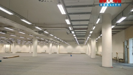 Pronájem obchodního prostoru 2 013 m², Děčín