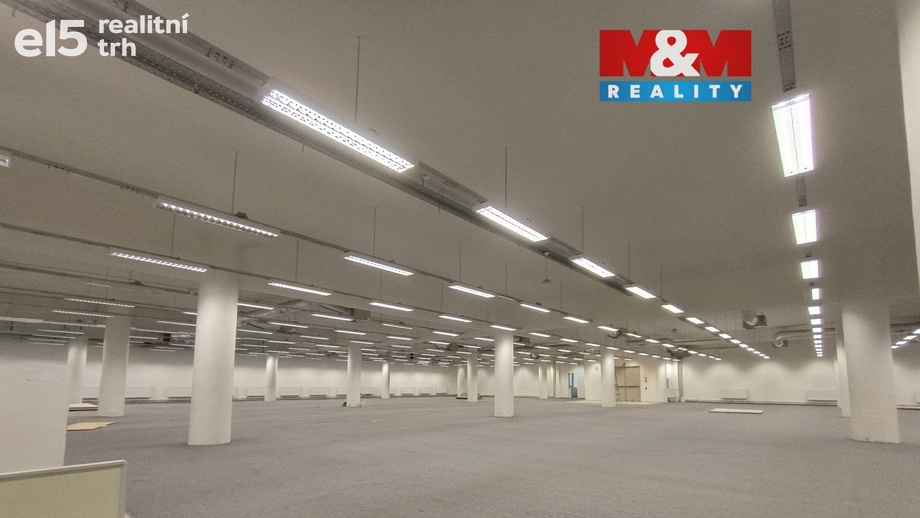 Pronájem obchodního prostoru 2 013 m², Děčín