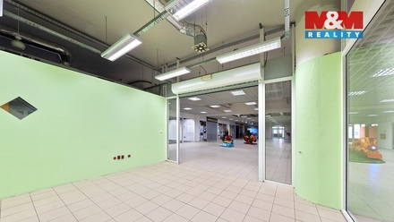 Pronájem obchodního prostoru 21 m², Děčín