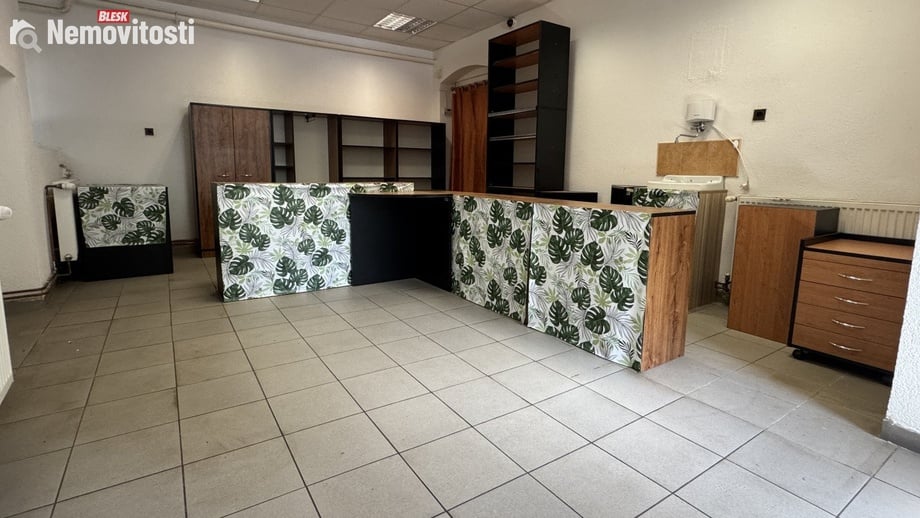 Pronájem obchodního prostoru 30 m², Děčín