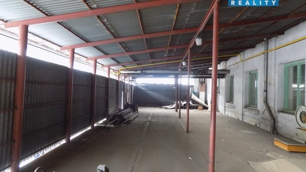 Pronájem výrobního prostoru 330 m², Jílové