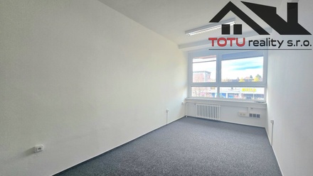 Pronájem kanceláře 19 m², Chrudim