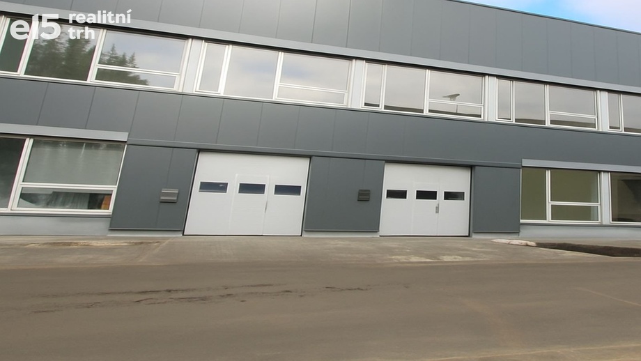 Pronájem výrobního prostoru 1 098 m², Praha