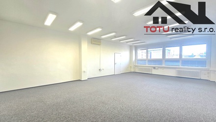 Pronájem kanceláře 61 m², Chrudim
