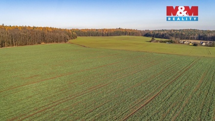 Prodej pole 3 590 m², Zemětice