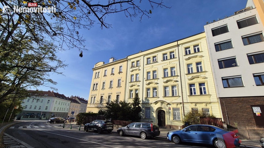 Pronájem kanceláře 141 m², Praha 4, Nusle