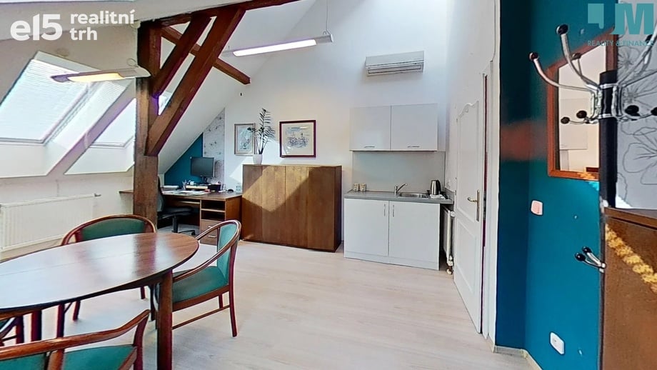 Pronájem kanceláře 26 m², Velké Meziříčí