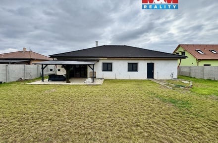 Prodej rodinného domu 189 m², Hostěradice