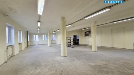Pronájem obchodního prostoru 157 m², Karlovy Vary
