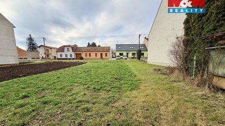 Prodej stavebního pozemku 753 m², Tvarožná