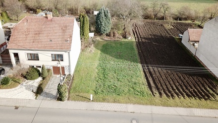 Prodej stavebního pozemku 753 m², Tvarožná