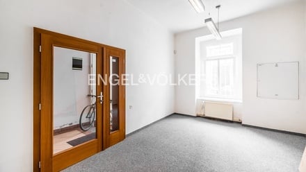 Pronájem kanceláře 17 m², Praha - Vysočany