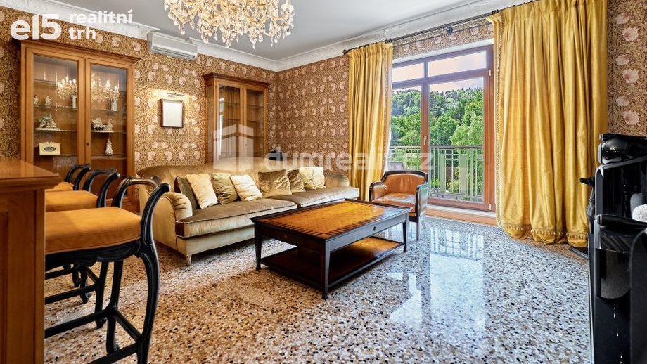 Prodej byty 6 a více pokojů, 280 m² - Karlovy Vary