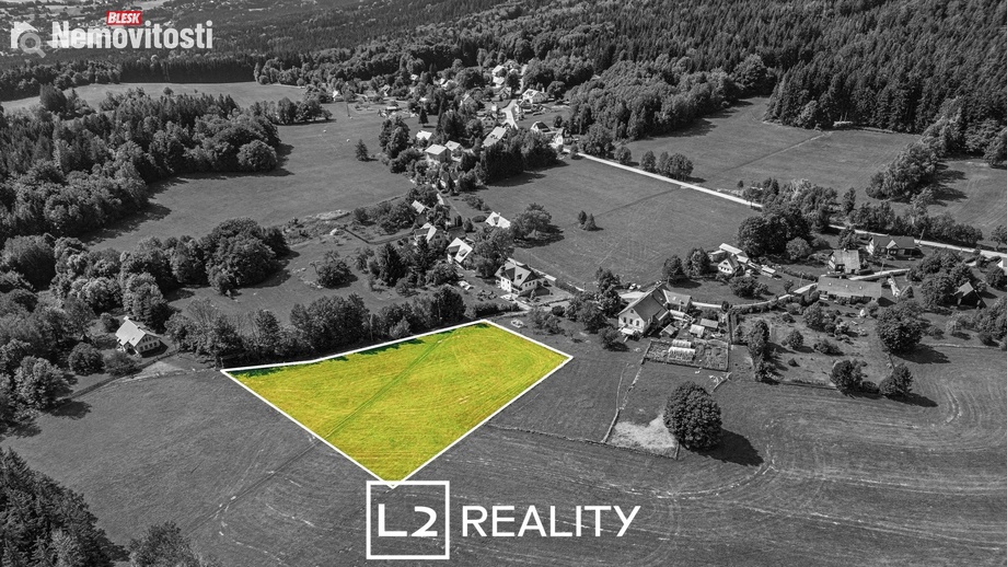 Prodej stavebního pozemku 5 296 m², Zásada