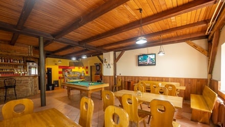 Prodej restaurace 1 593 m², Šatov