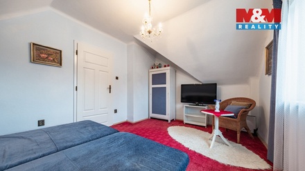 Pronájem rodinného domu 162 m², Vyžlovka