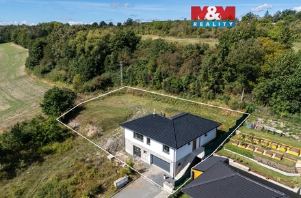 Prodej rodinného domu 216 m², Ledce