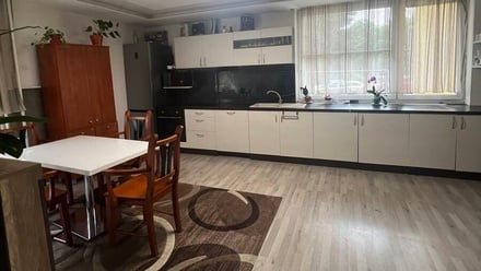 Prodej bytu 3+1 72 m², Praha 8