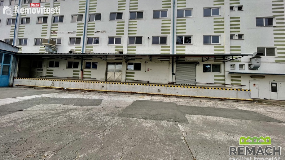 Pronájem skladu 1 100 m², Uherské Hradiště - Mařatice