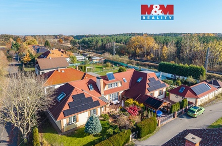 Prodej rodinného domu 369 m², Vrbová Lhota