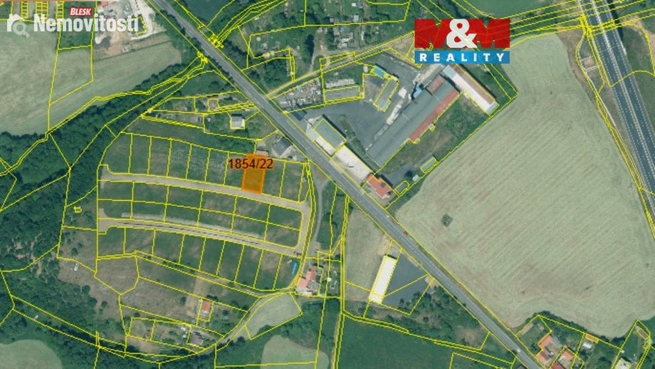 Prodej stavebního pozemku 730 m², Lubenec